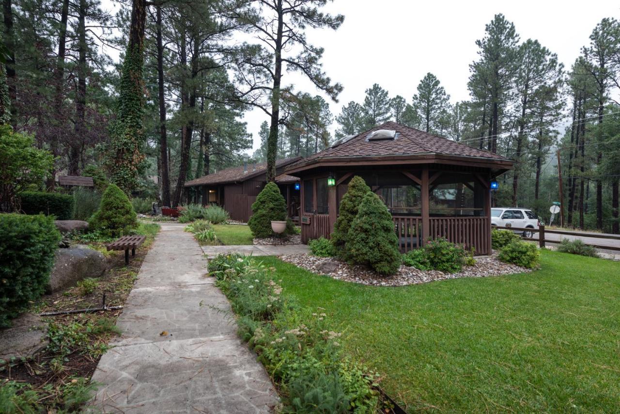 Shadow Mountain Lodge And Cabins Руидозо Экстерьер фото