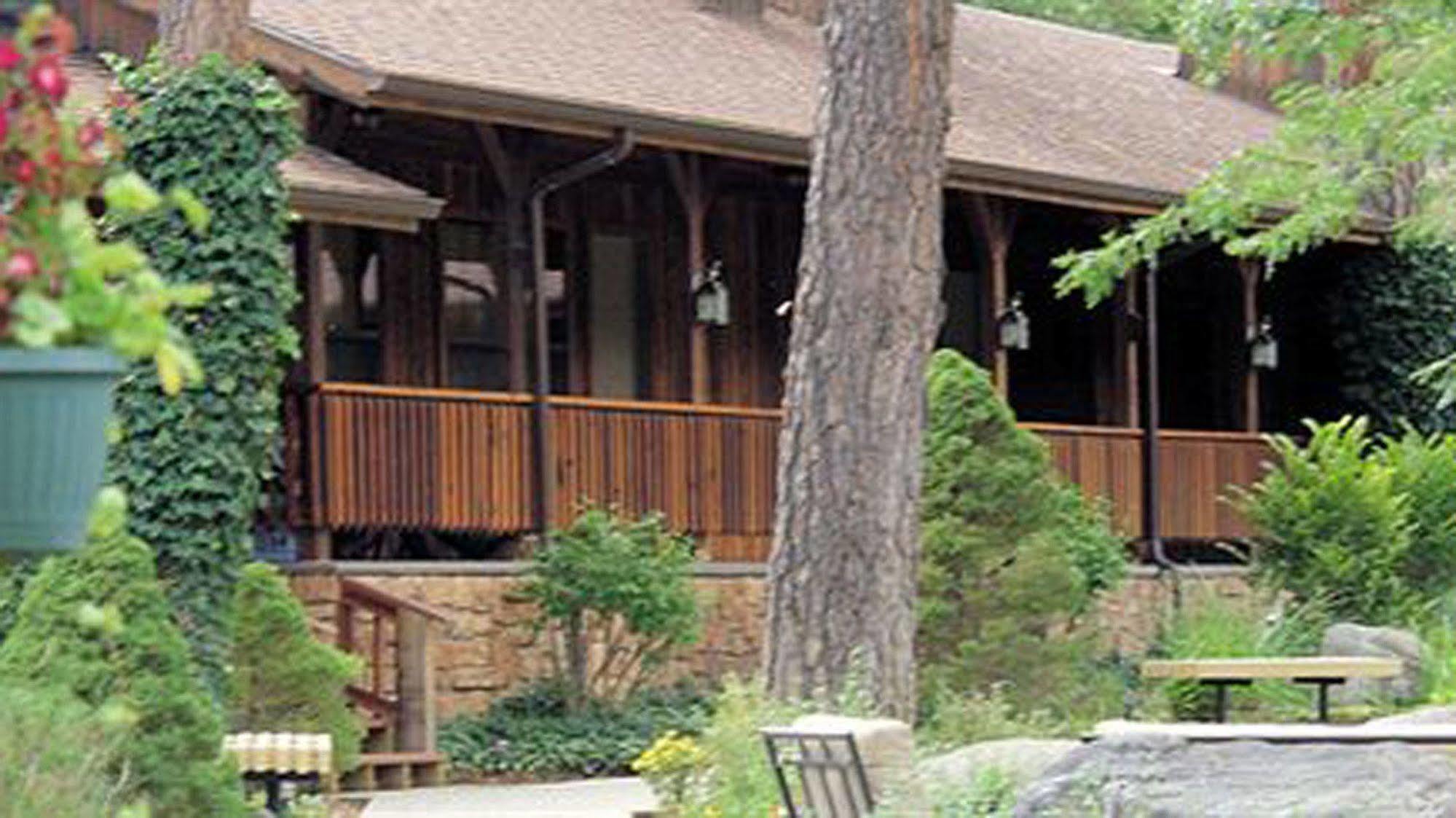 Shadow Mountain Lodge And Cabins Руидозо Экстерьер фото